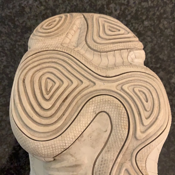 Yeezy 500 - Picture 11 of 14